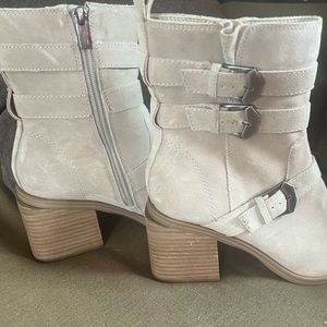 Vince Camuto booties